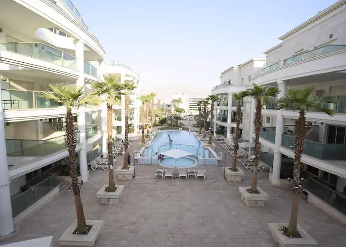 Resort: City Resort Palmore